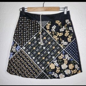NWT Savanna Jane Sz M Patchwork Embroidered Mini Skirt with Gold & White Floral